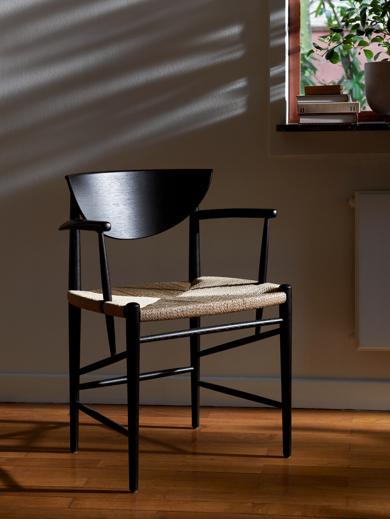 Drawn HM4 - Black Lacquered Oak with Natural Paper Cord