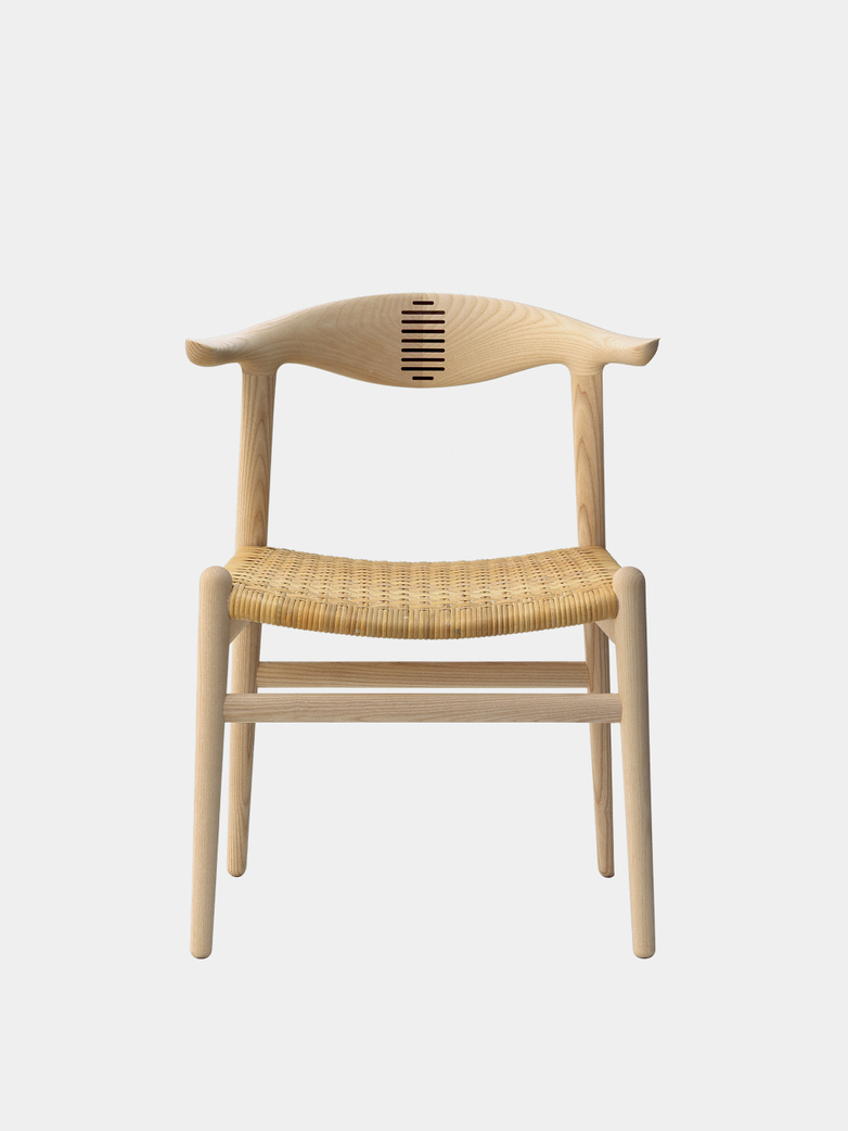 PP505 Cow Horn Chair - Cane