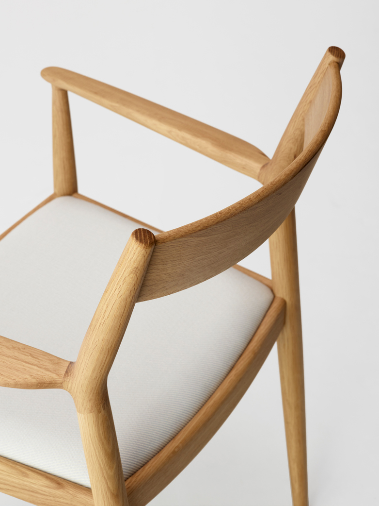 N-DC01 Armchair - Upholstered Seat