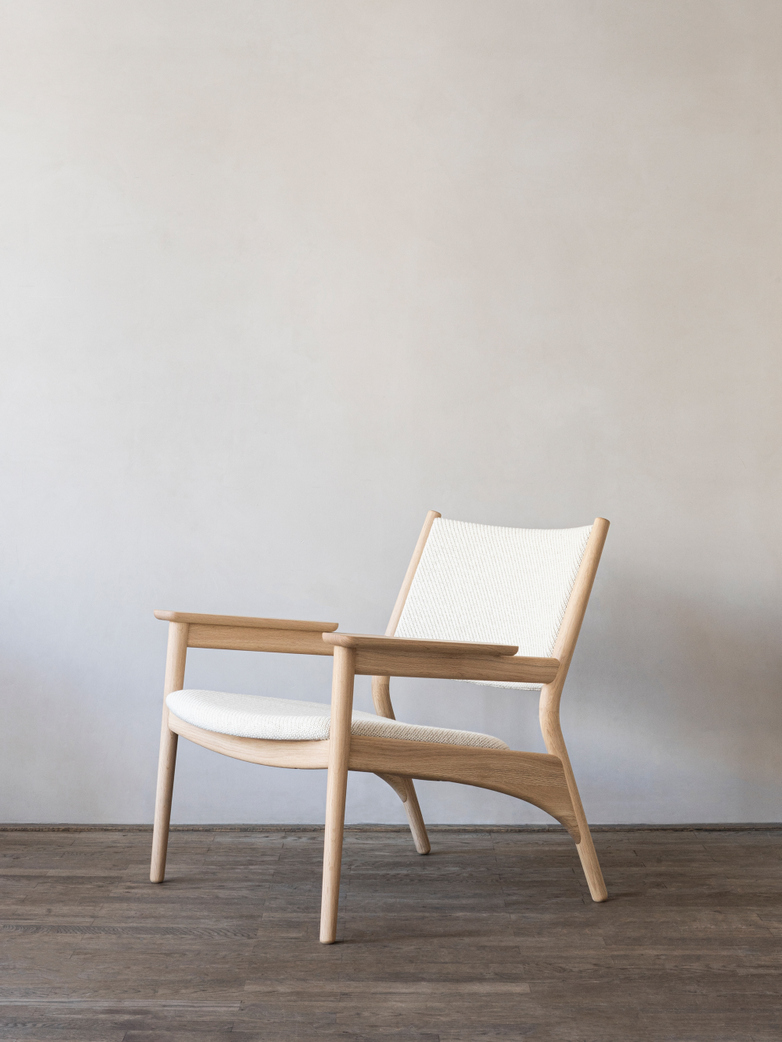 N-LC01 Armchair