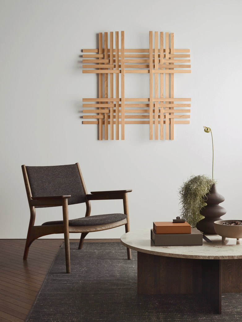 N-LC01 Armchair