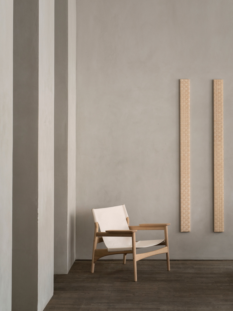 N-LC02 - Canvas/Oak