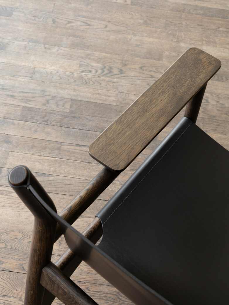N-LC02 - Leather/Smoked Oak