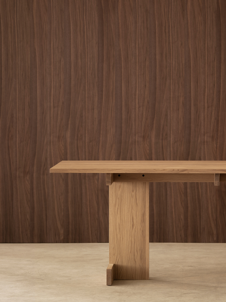 A-DT01 Table - Oak