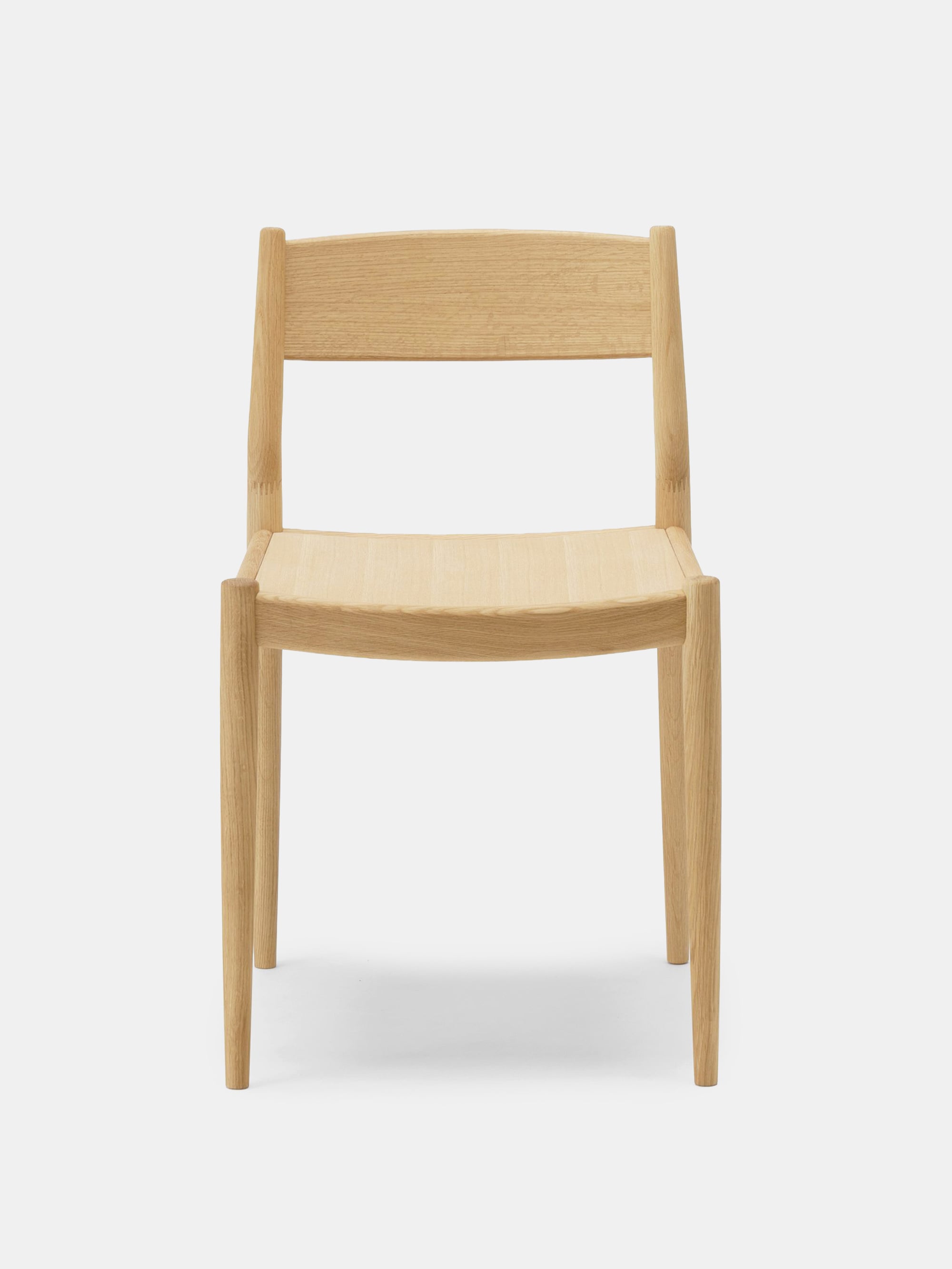 35748 5dc4168933 N Dc03 Chair Front Portrait