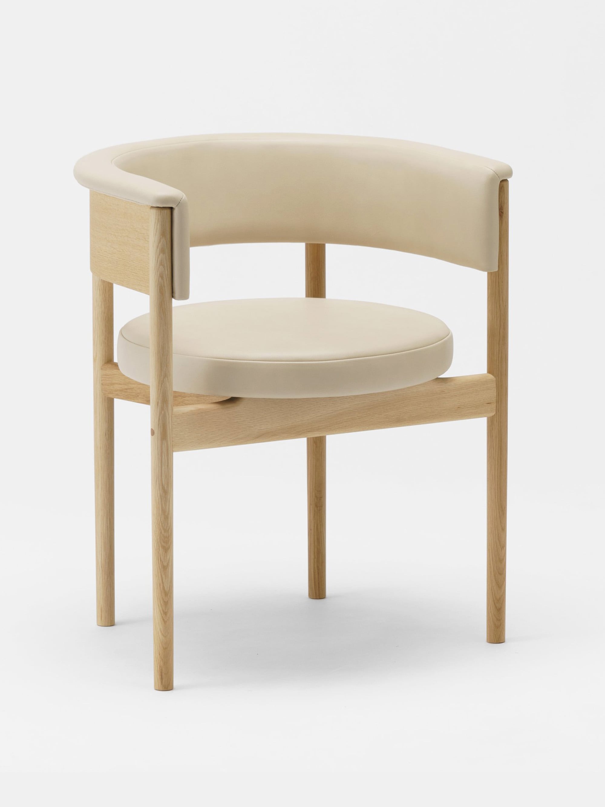 35751 0a6f6ac4f3 N Sc01 Armchair Side White Portrait