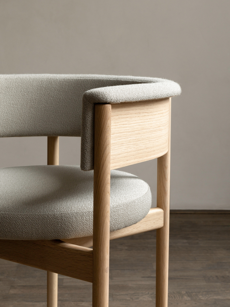N-SC01 Armchair