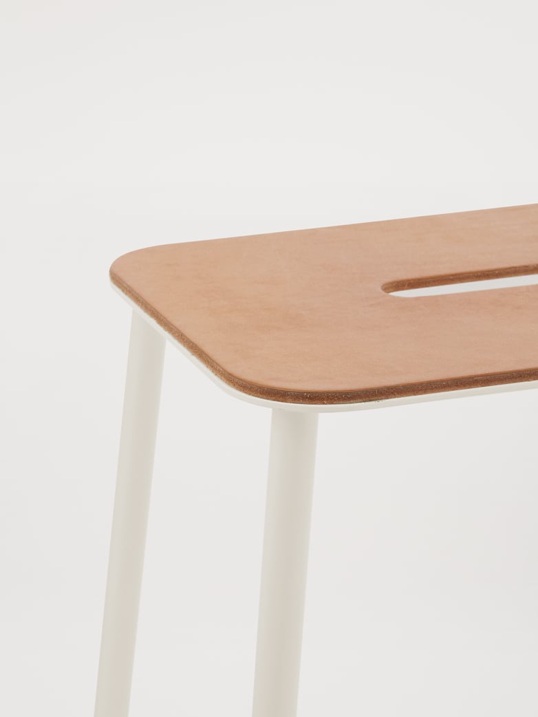 Adam Stool Leather - Sand