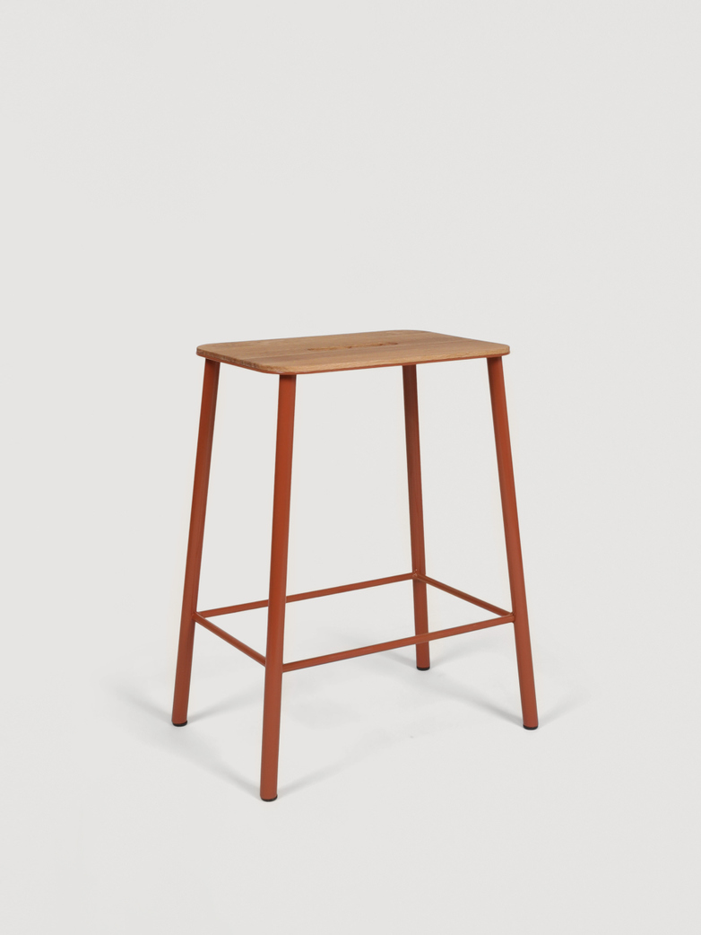 Adam Stool Oak - Warm Russet