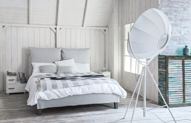 Fly Bed Frame 180 cm