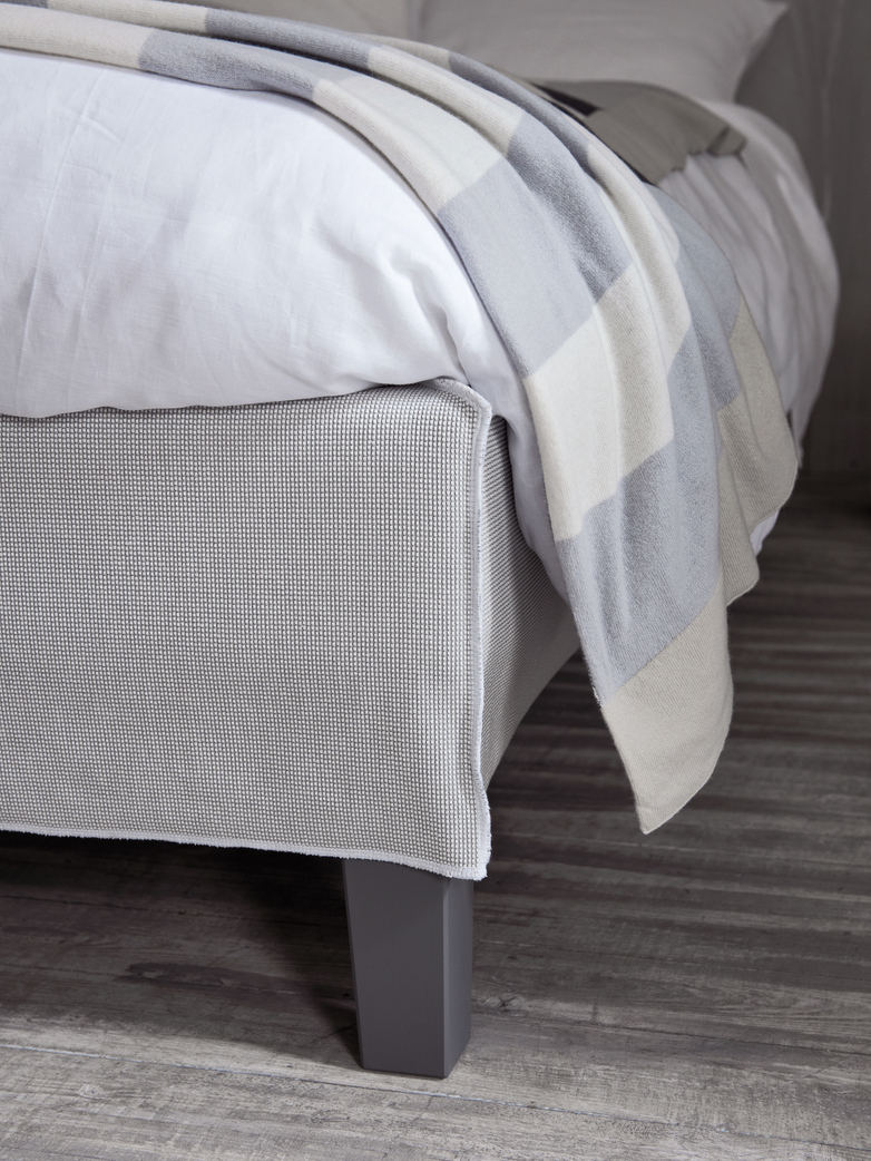 Fly Bed Frame 180 cm