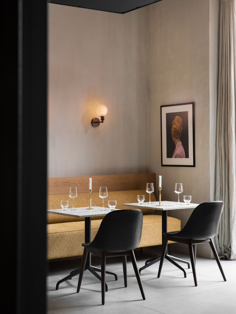Harbour Column Dining Table 70x60