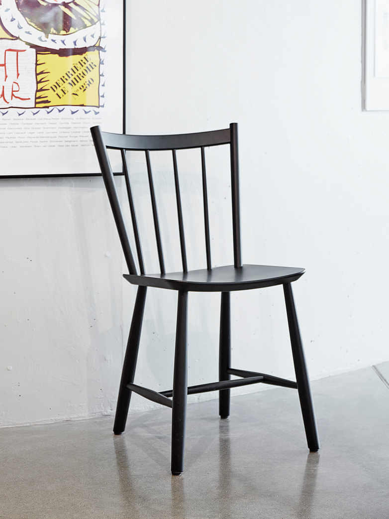 J41 Chair Black