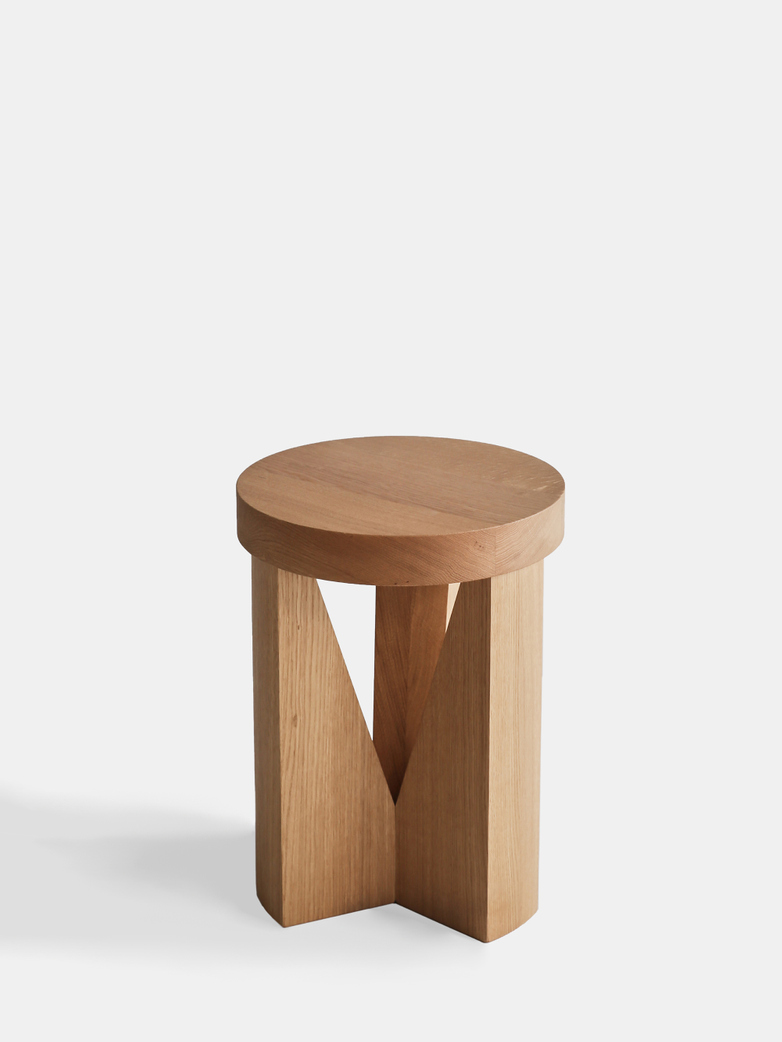 MC20 Cugino Stool – Oak