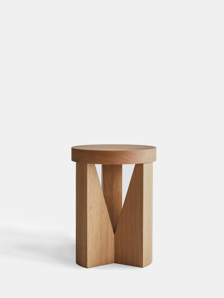 MC20 Cugino Stool – Oak