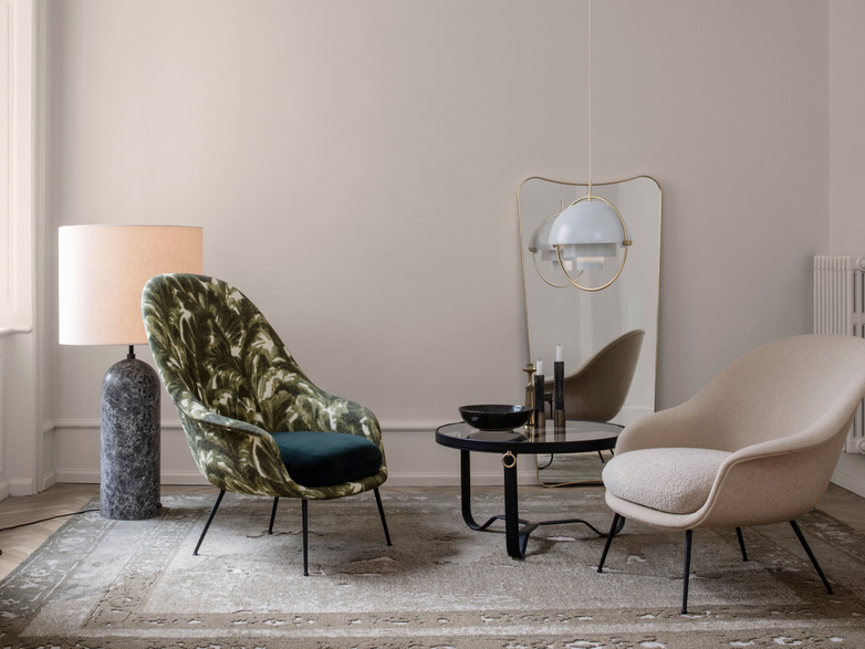 Bat Lounge Chair High Back - Conic Base