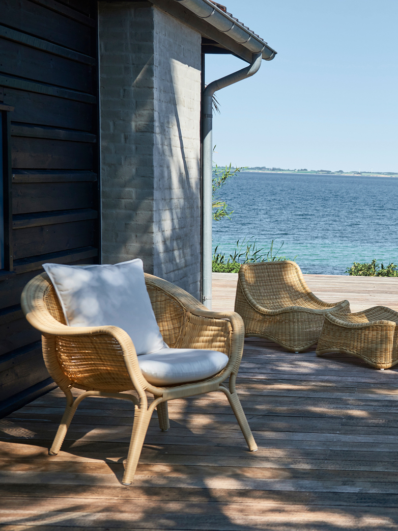 Madame Exterior Lounge Chair