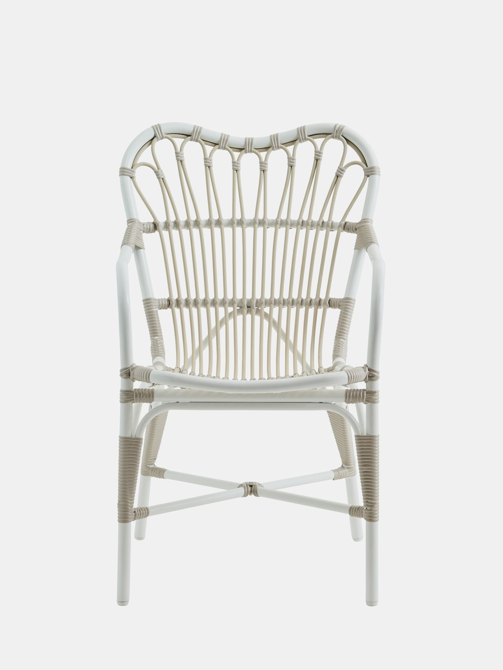 36470 C04b6f235b Do Margret Chair Front Zoom Portrait
