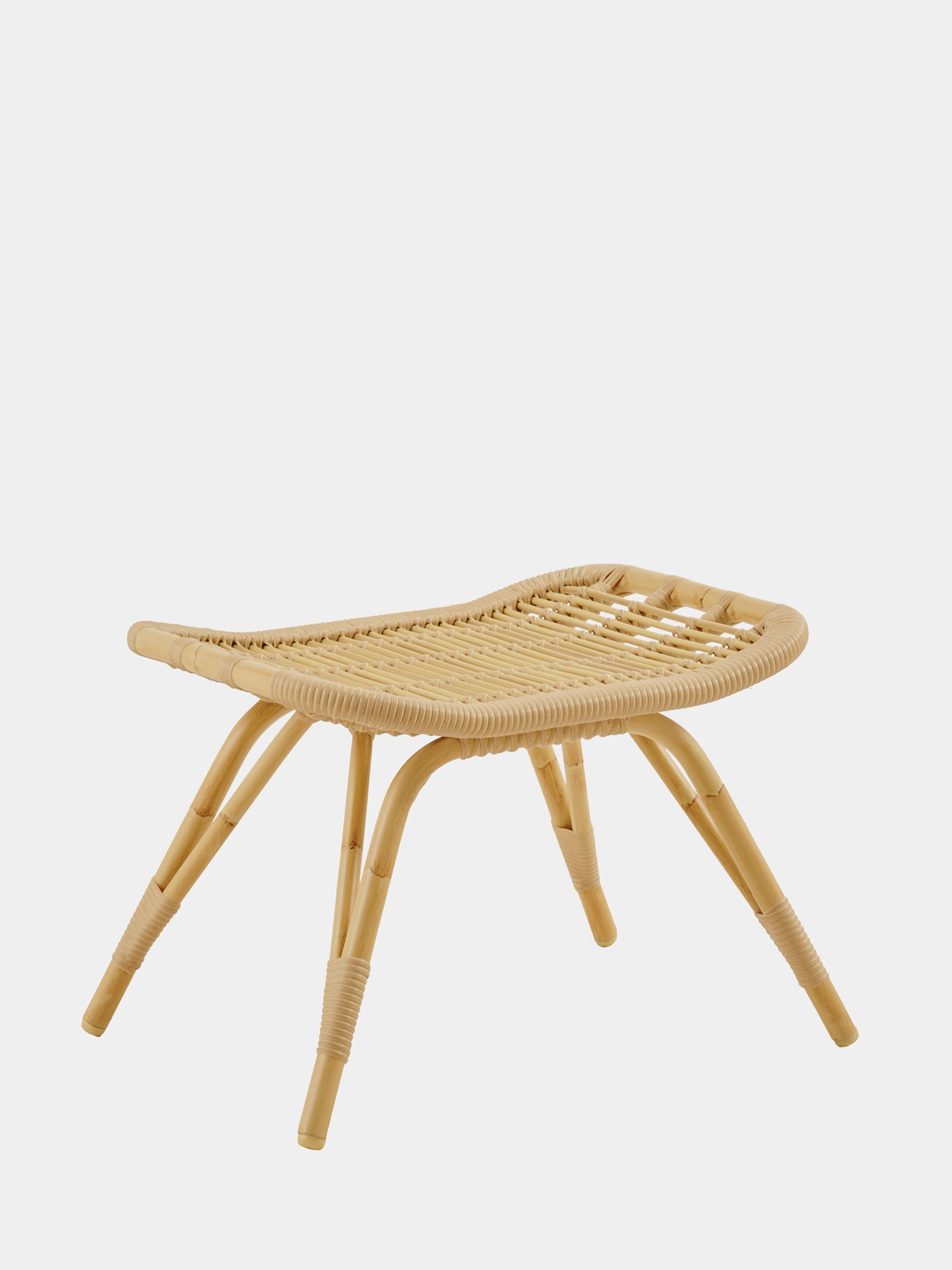 36493 E3e27c1620 36493 Faa7fb9543 Sd E184 Nu Monet Footstool Zoom Portrait