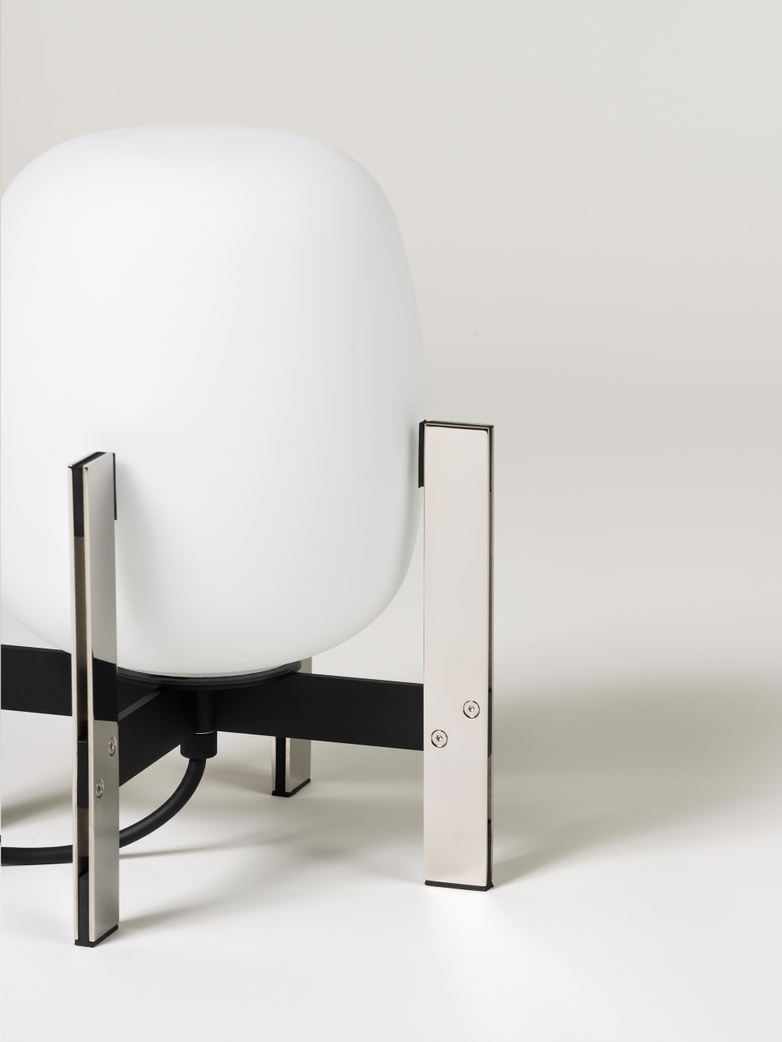 Cestita Metálica - Table Lamp
