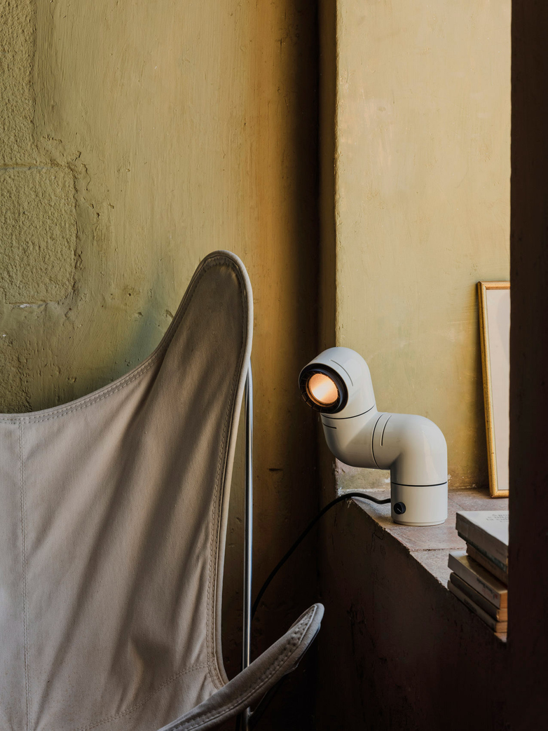 Tatu Table Lamp - White