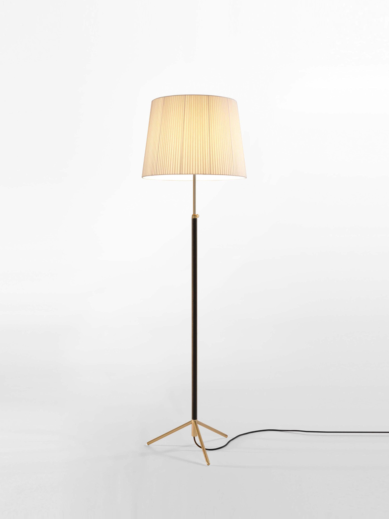 Pie De Salón G1 Floor Lamp - Brass/Natural Ribbon