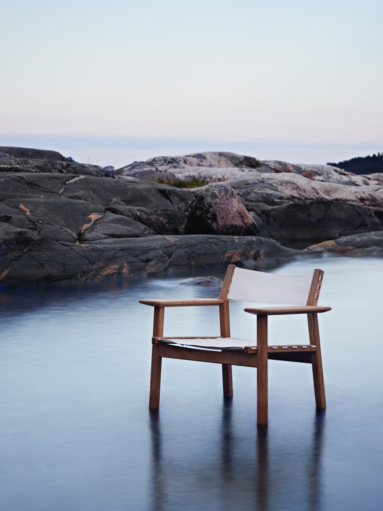 Djurö Lounge Armchair - Teak/White