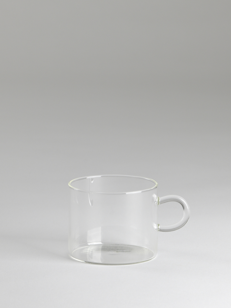 Tea cup with saucer