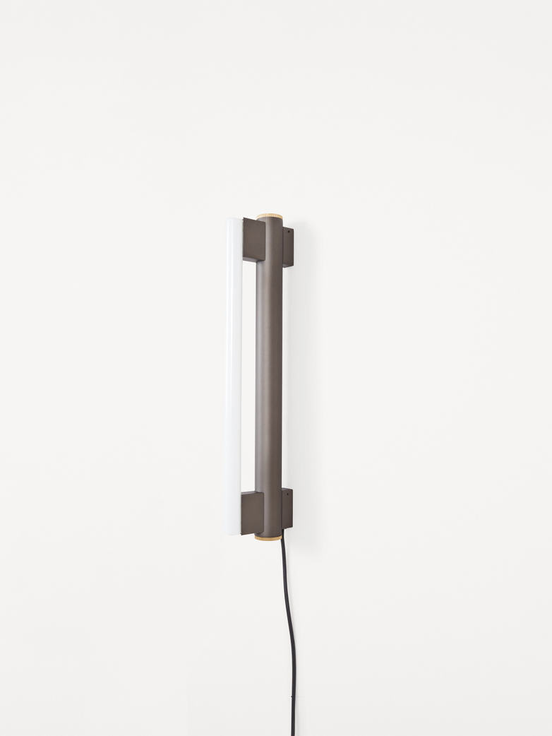 Eiffel Wall Single 500 including Osram led Bulb