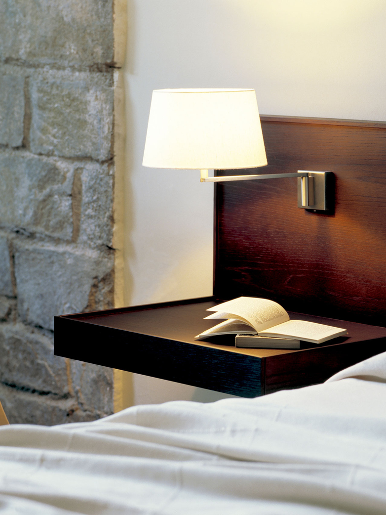 Americana Wall Lamp