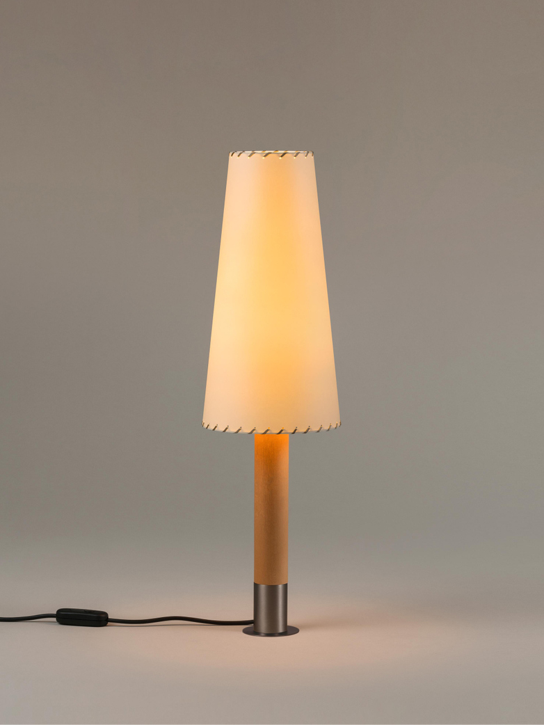 Básica M2 - Table Lamp