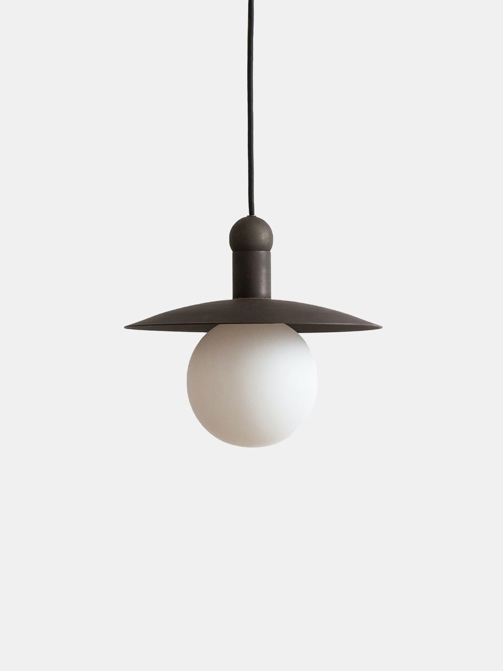 37509 Cdd417e5aa 1 37545 22e0d92d5d Web Helios Pendant Hfb Straight Sphere Off Zoom Portrait