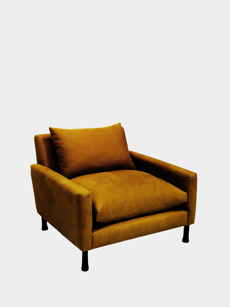 Mira Loveseat