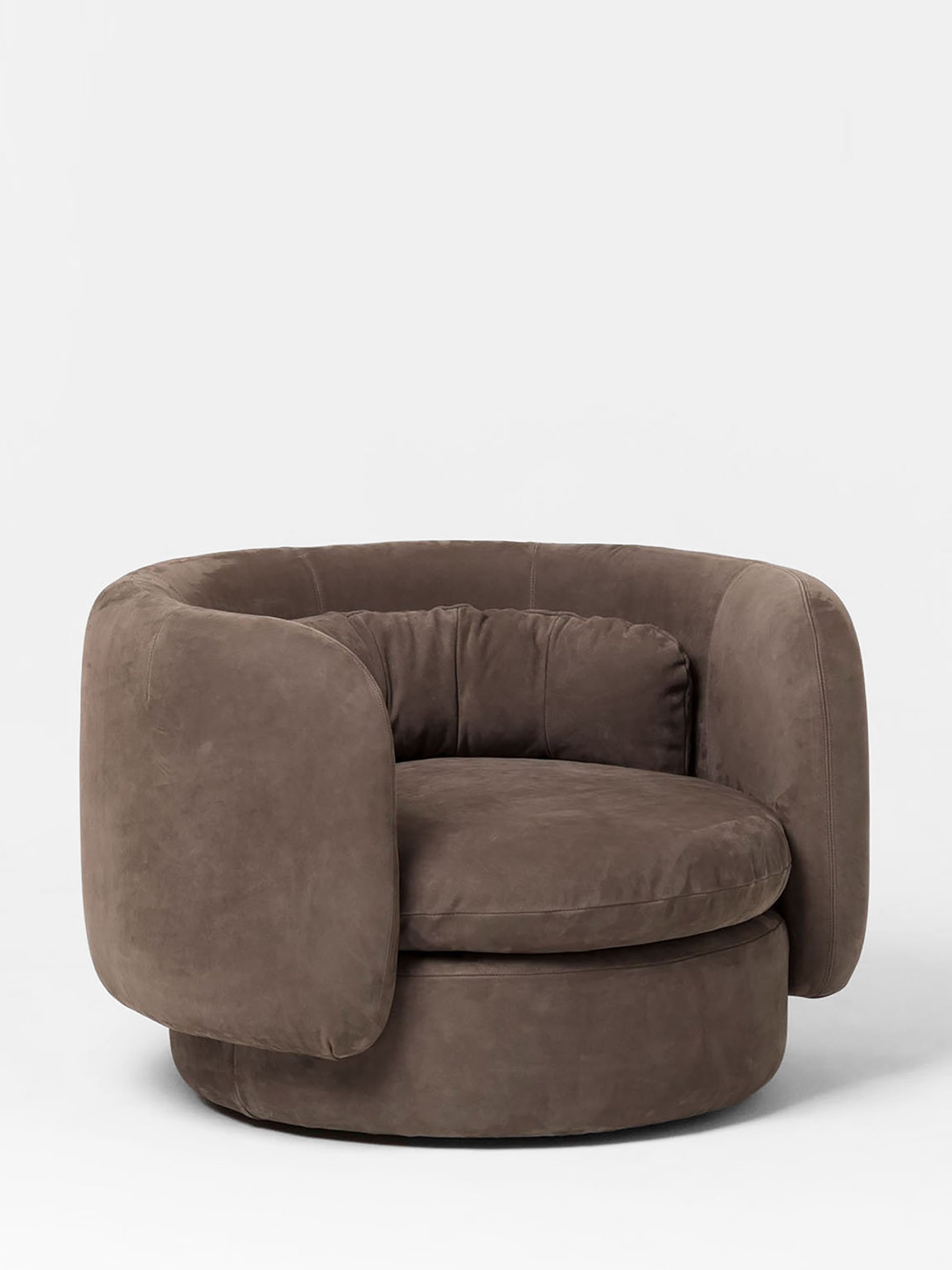 37981 890bed290a 29995 234b4b34f6 29911 49be8c0845 0006 Pm 0003 Group Armchair In Nubuck 2 04b11a5d Fe5e 42f4 Acfb 78a72002c22b 2048x2048 Zoom Zoom Portrait