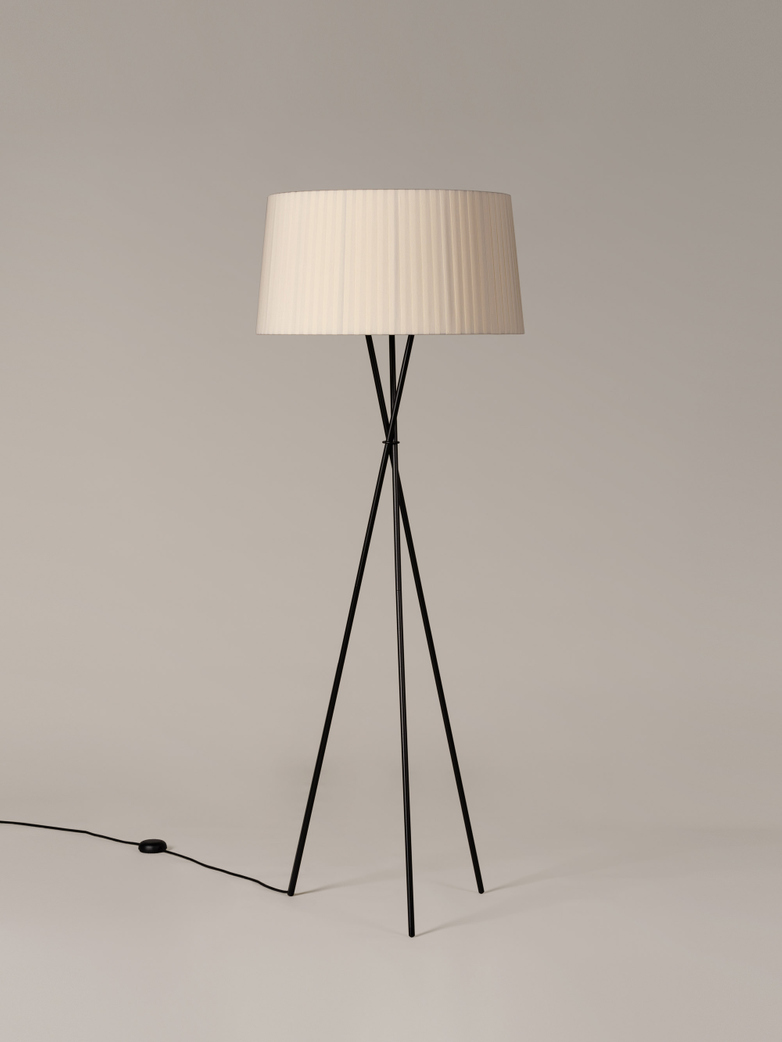 Trípode G5 Floor Lamp