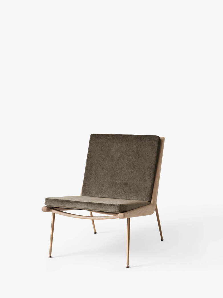 Boomerang HM1 Lounge Chair - Soaped Oak - Duke 004