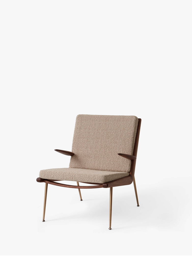 Boomerang HM2 Lounge Chair - Walnut - Karakorum 003