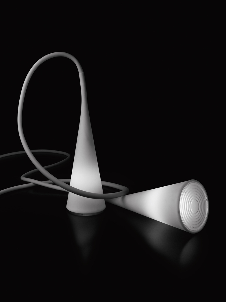 Uto Pendant Outdoor - White