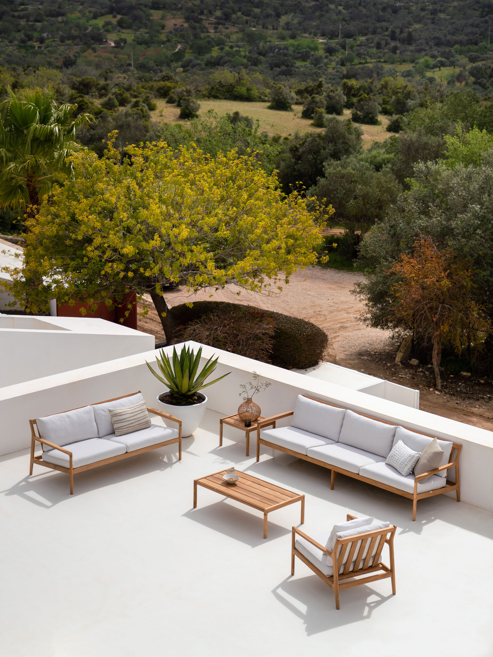 38642 07eca2c955 Jack Outdoor Sofa 2 Portrait