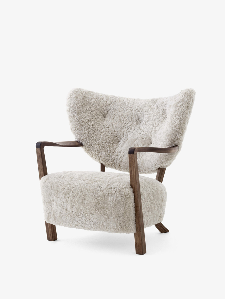 Wulff Lounge Chair - Sheepskin Moonlight 17mm - Walnut