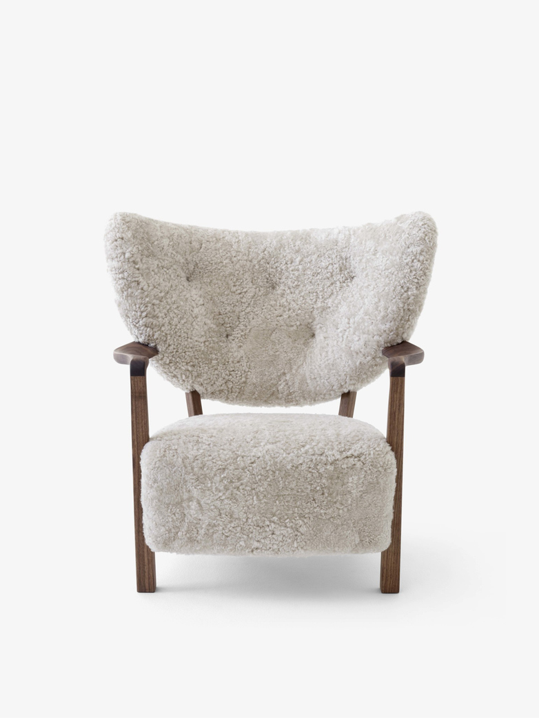 Wulff Lounge Chair - Sheepskin Moonlight 17mm - Walnut