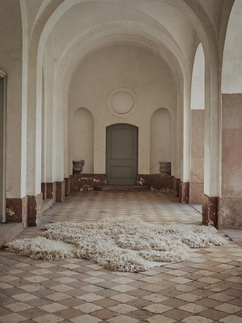 No.8 290 x 350 cm