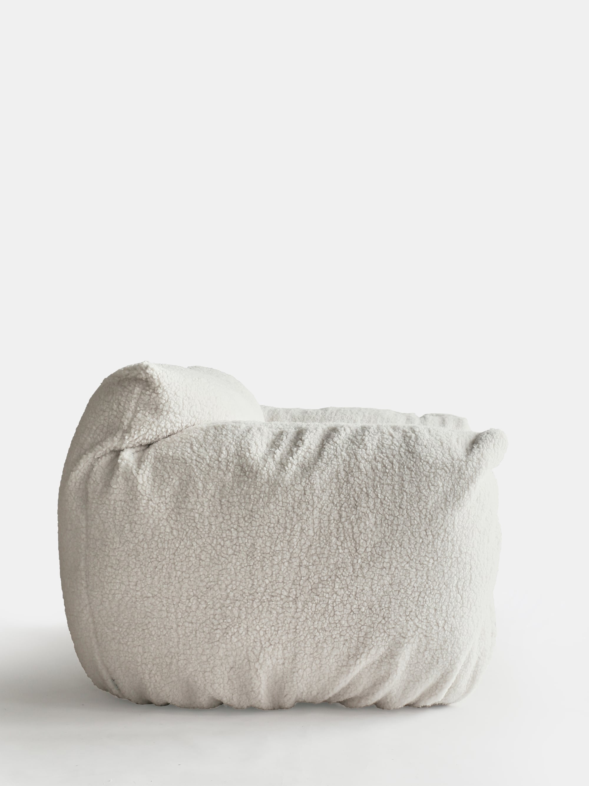 39853 95b90d1ea2 Gervasoni Nuvola 09 Lounge Chair Bear Polar 1 Portrait