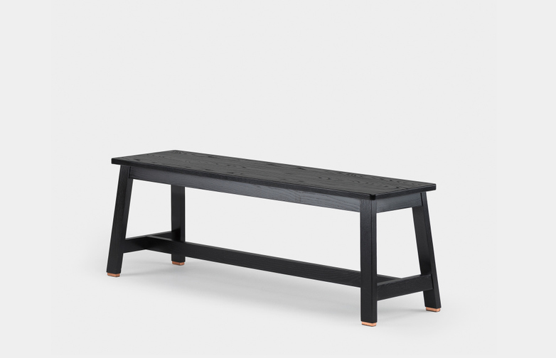 Black Painted Ash - 131 cm