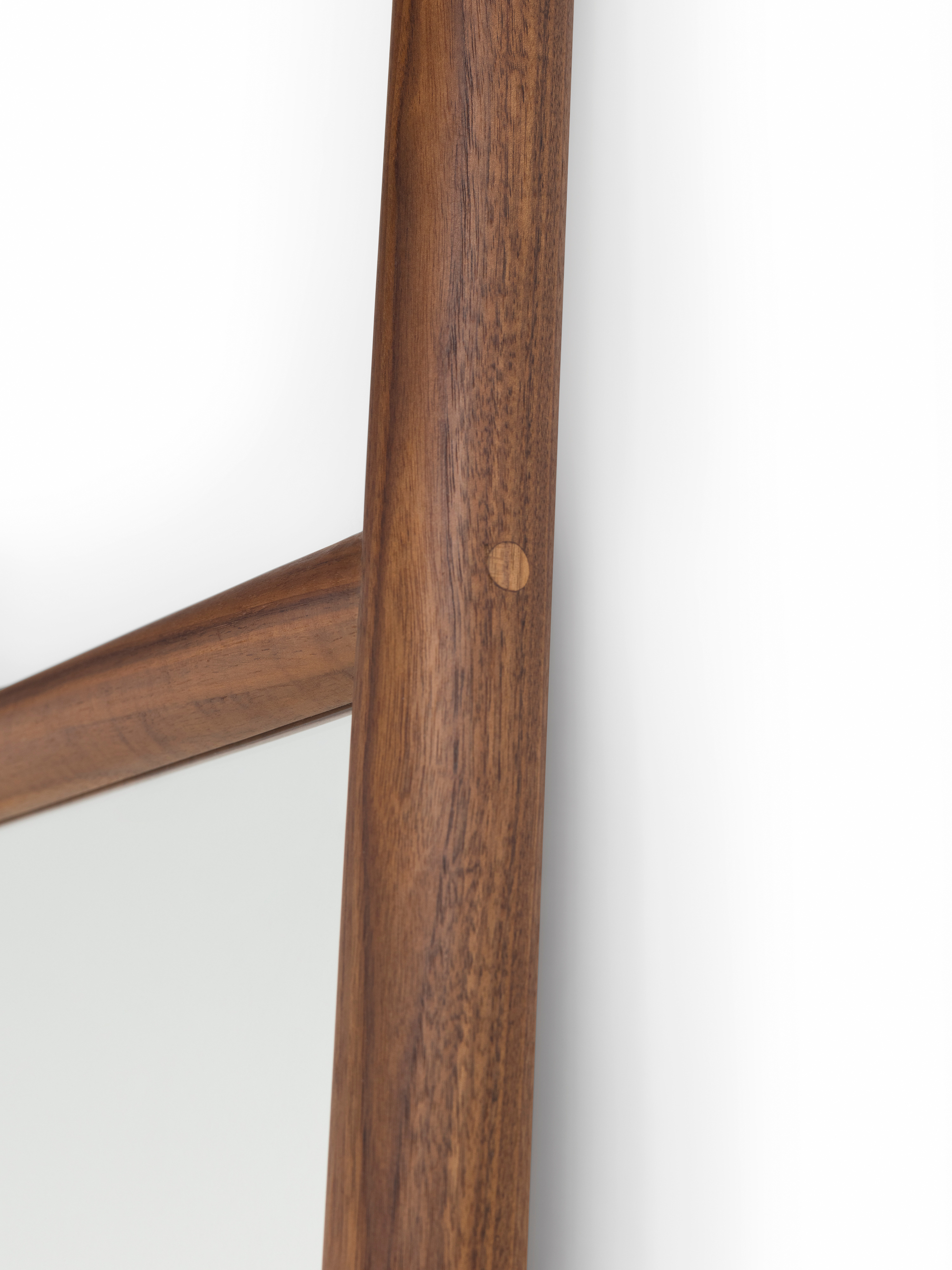 40217 55f019e68a 757s Extend Small Mirror By Neriandhu In Danish Oiled Walnut Detail1 Whitebkgrnd Portrait