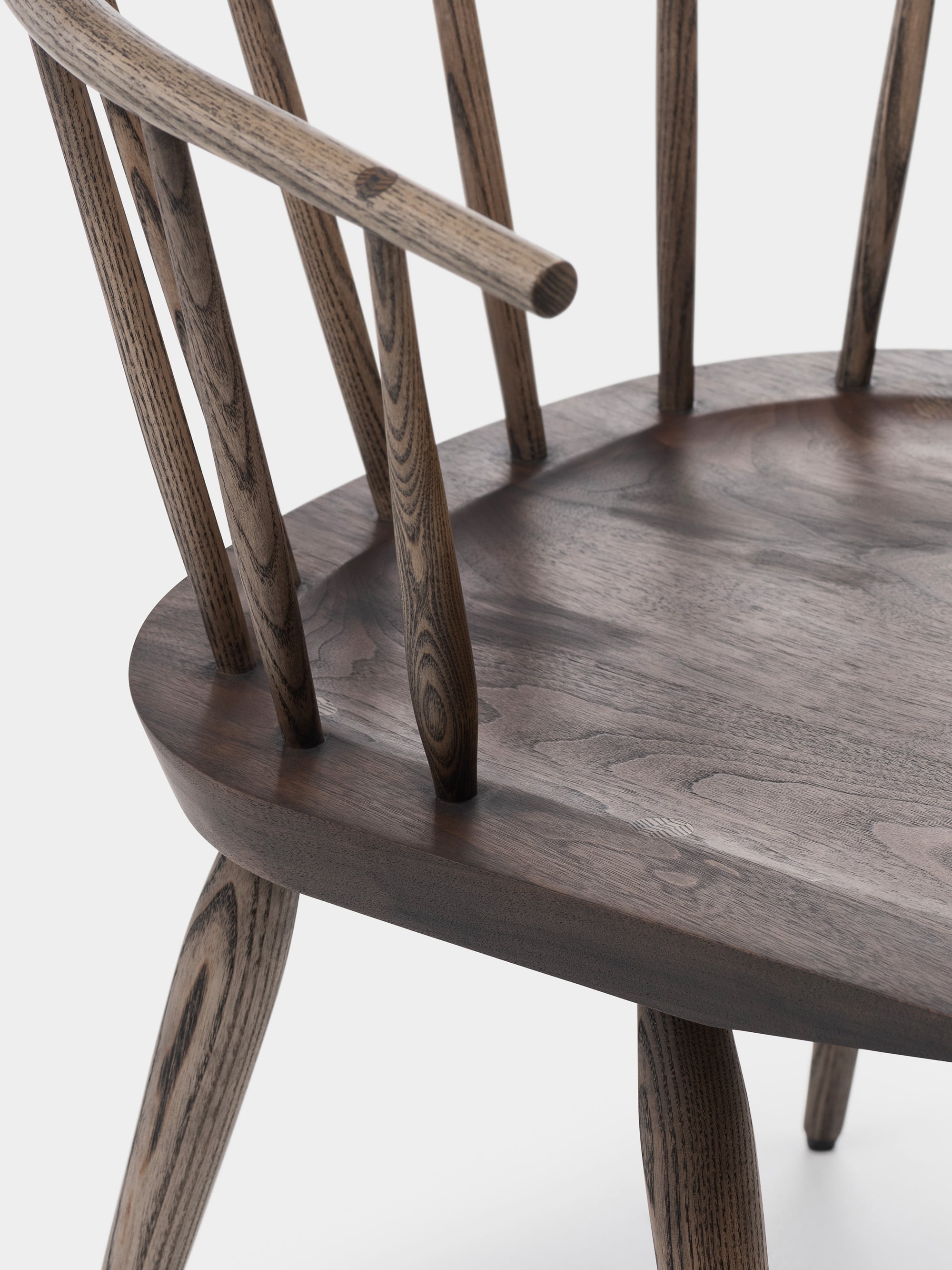 40233 1ab0193a30 359 Kimble Windsor Chair By Matthew Hilton In Black Oiled Walnut And Ash Detail2 Whitebkgrnd Portrait