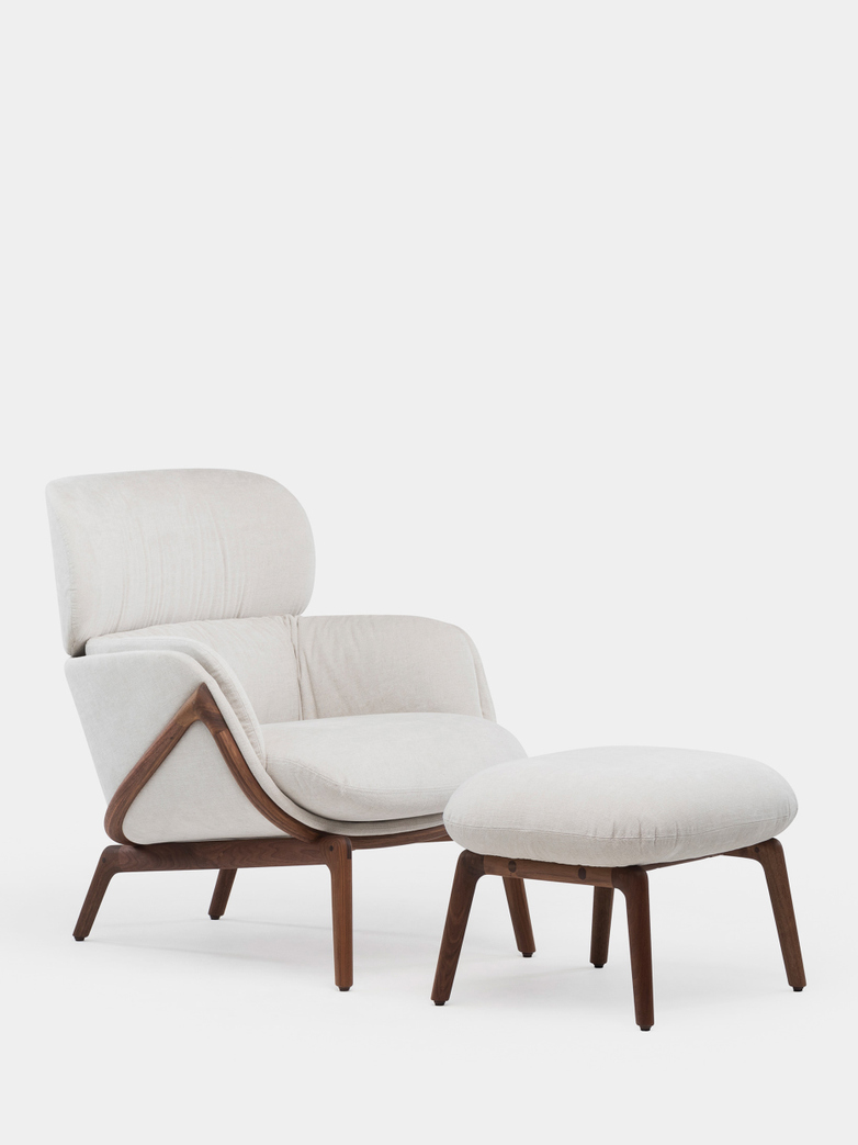 Nino Ottoman - Oiled Walnut - Maple