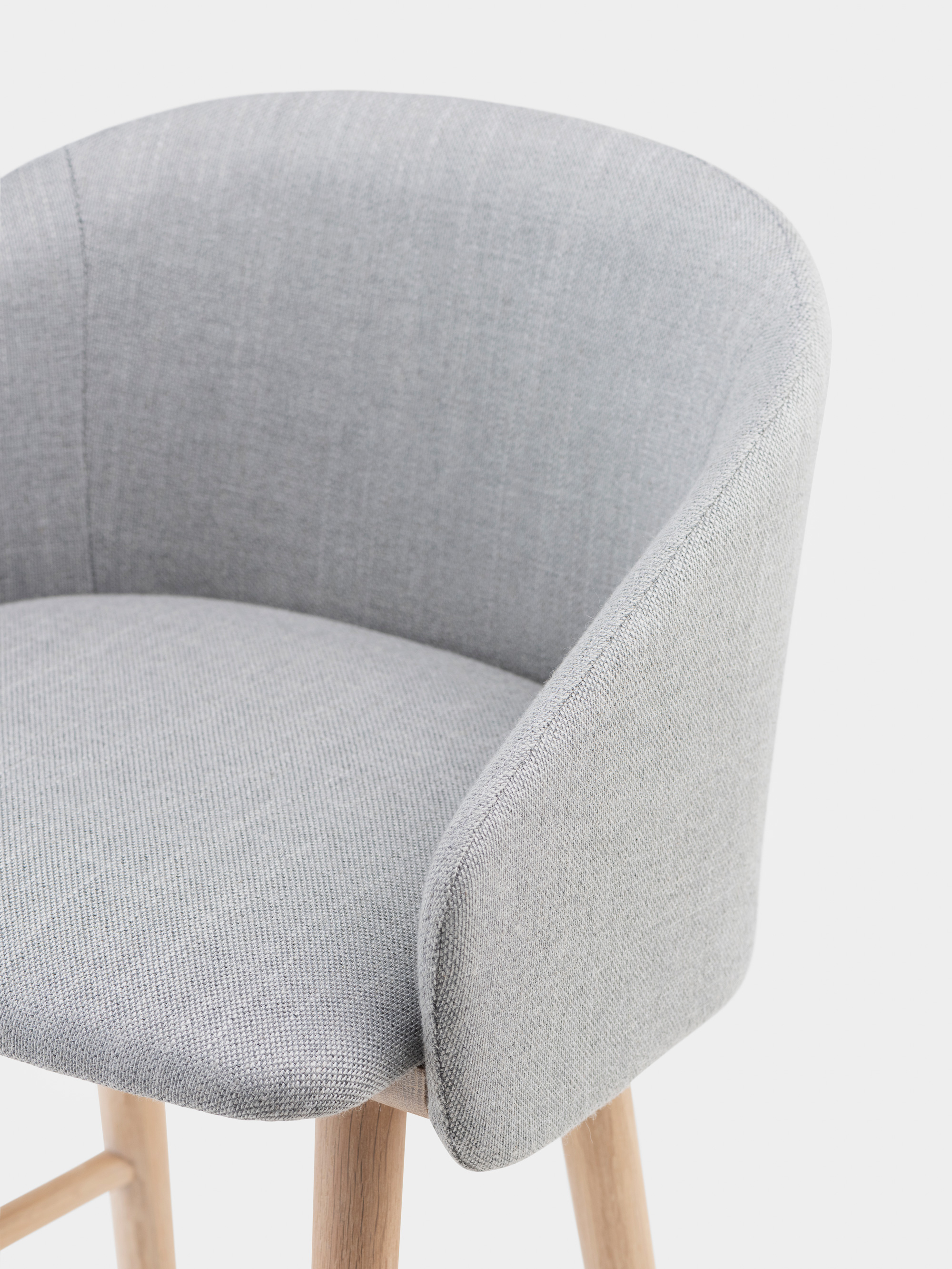 40292 F50f440cb4 406p Saia Breakfast Barstool By Matthew Hilton In White Oiled Oak And Sunniva 2 242 Fabric Detail3 Whitebkgrnd67641 Portrait