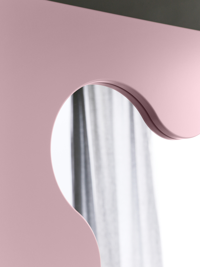 Curvy Mirror - Pink