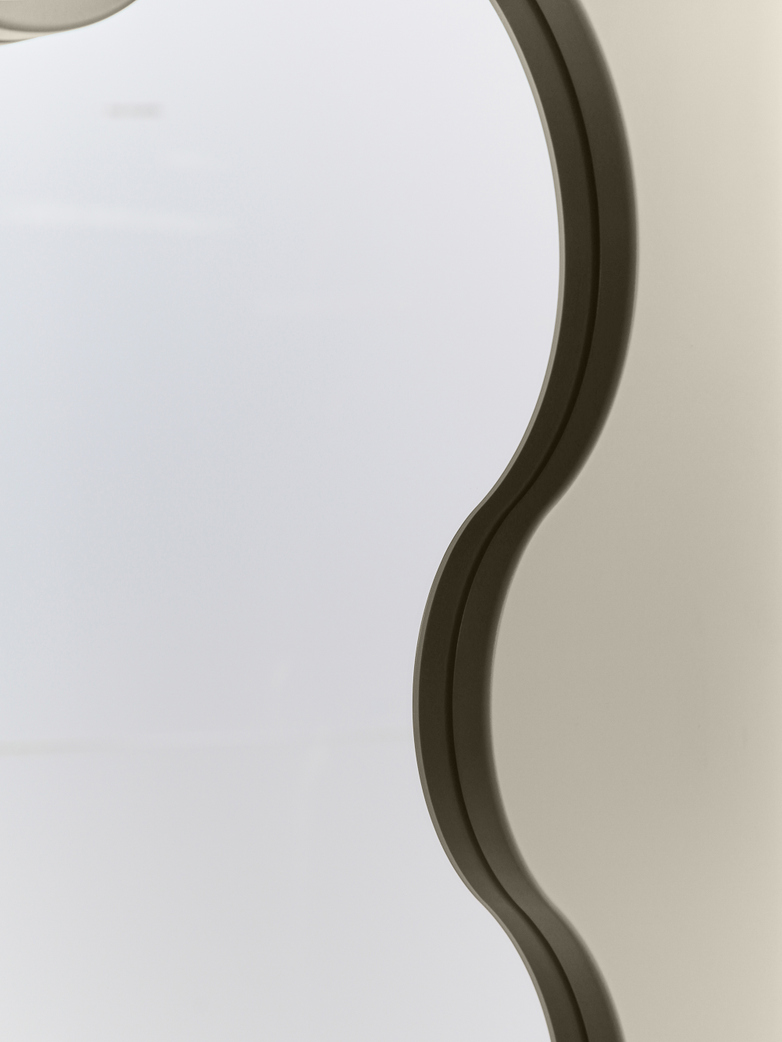 Curvy Mirror - Light Cream